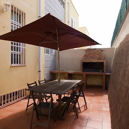 Casa En Tranquila Urbanizacion * Telde